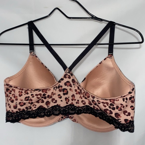 Adore Me BRA WO SIZE 38DD FRONT CLOSURE ANIMAL PRINT BLACK LACE TRIM EUC CLEAN - Picture 8 of 11